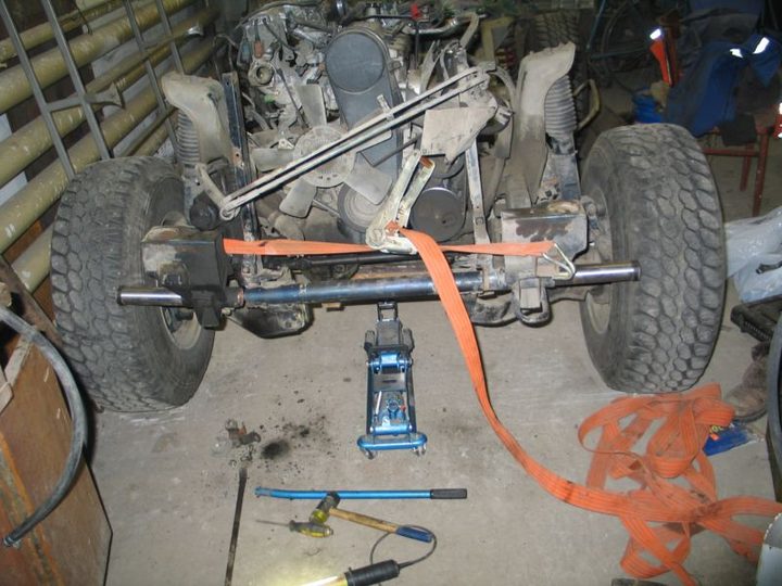 Правим раму Suzuki Escudo