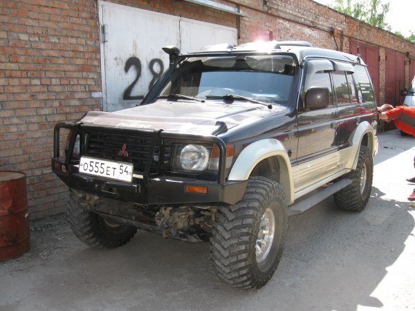 Pajero - передний и задний бампера